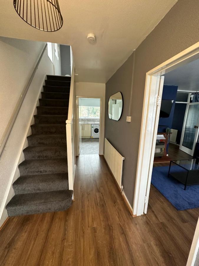 Lovely Spacious 3 Bedrooms House 伯明翰 外观 照片